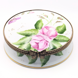 Secret Box Roses