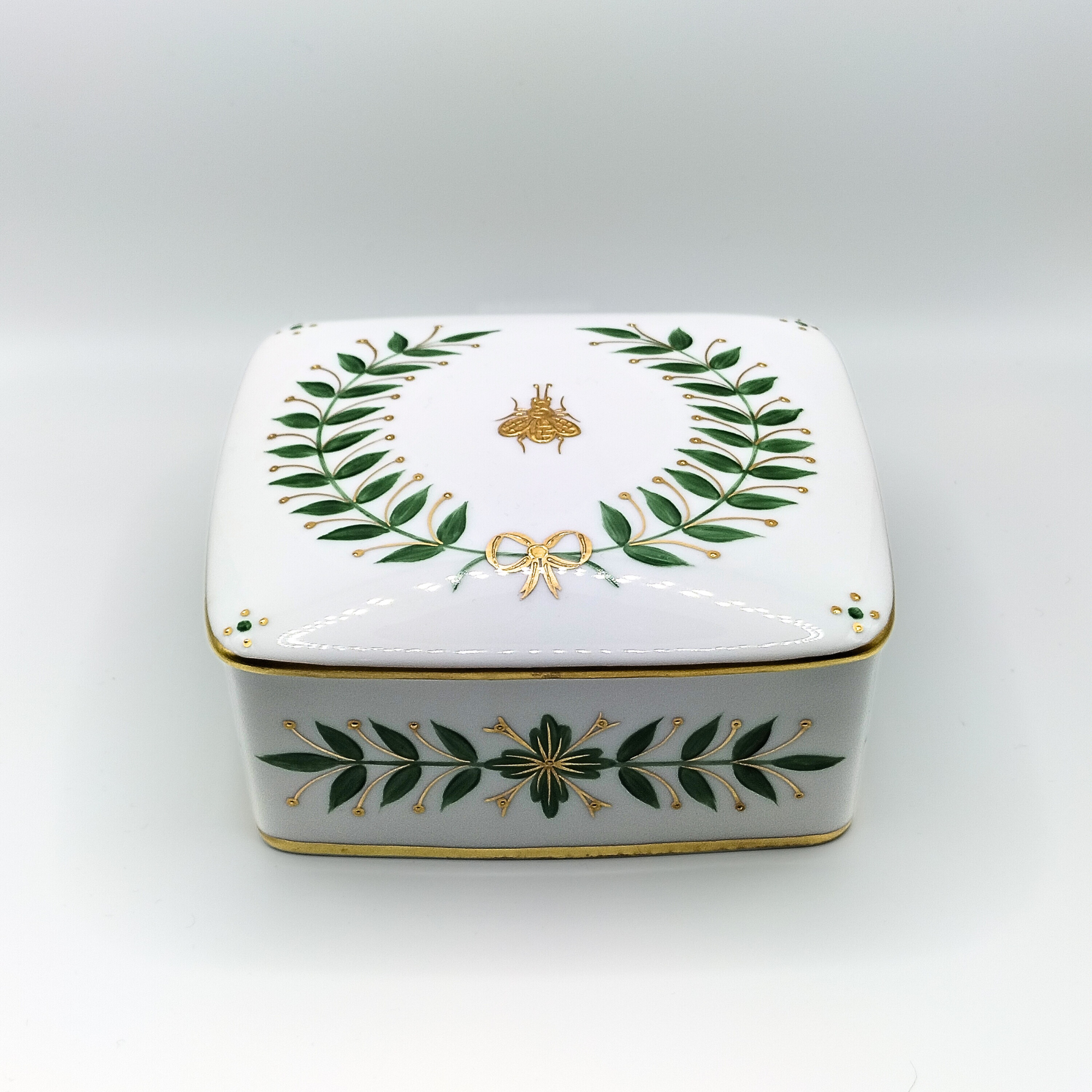 Square Box - Empire