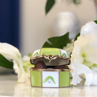 Hollowed Trunk Box Muguet du Bonheur