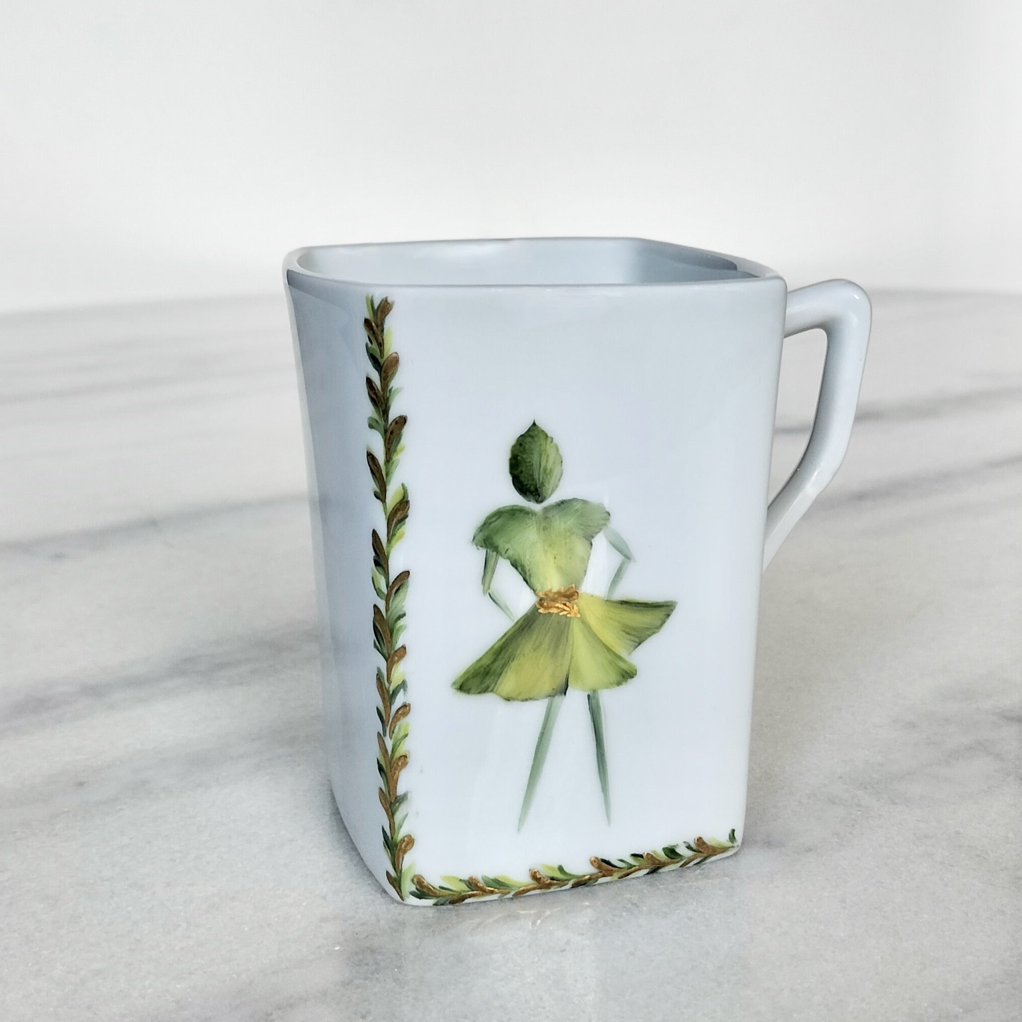 Nymphea Mug