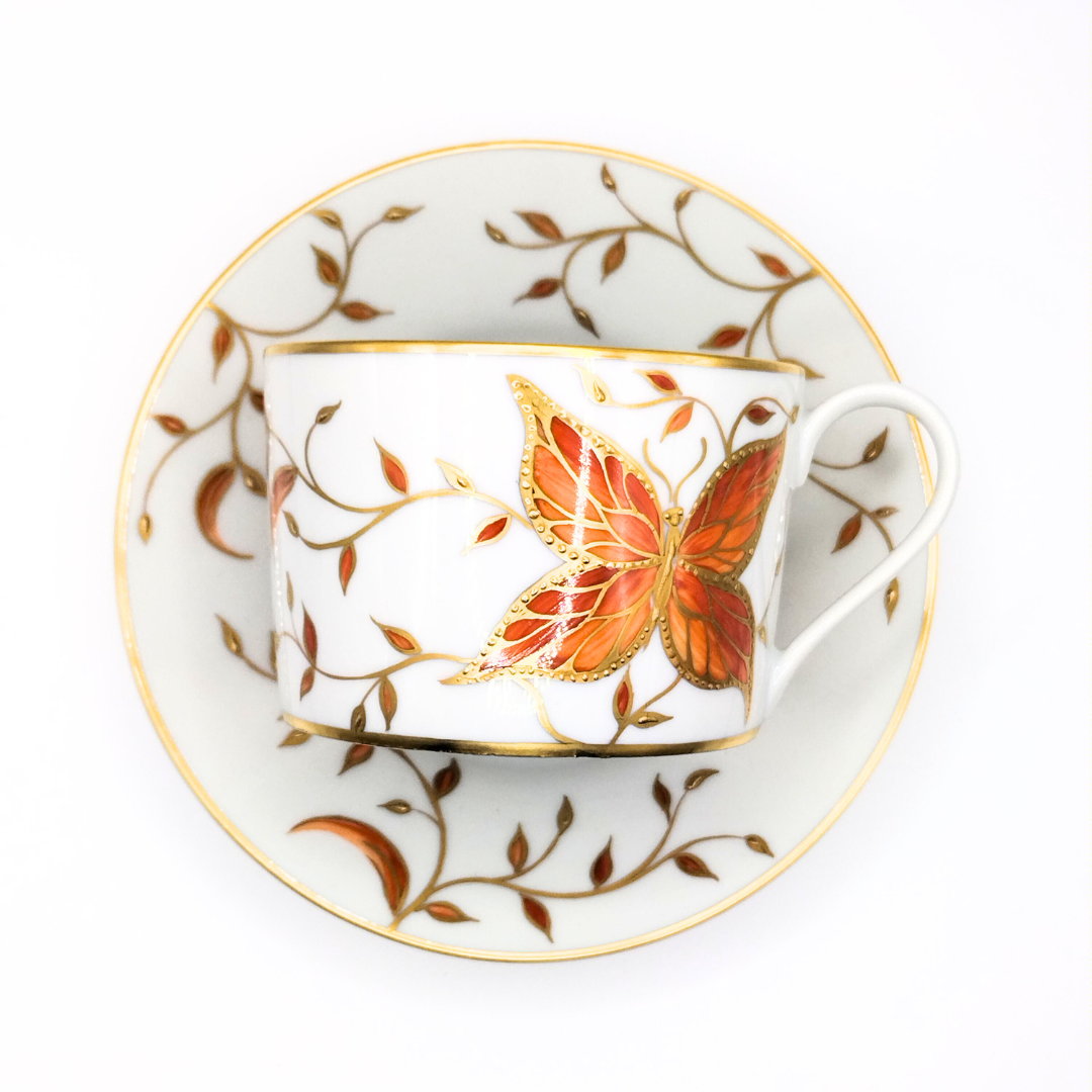 Butterfly Infinity Straight Teacup